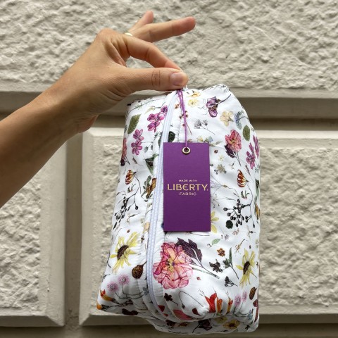 Liberty Floral Eve - Beauty pochette in tessuto Liberty London